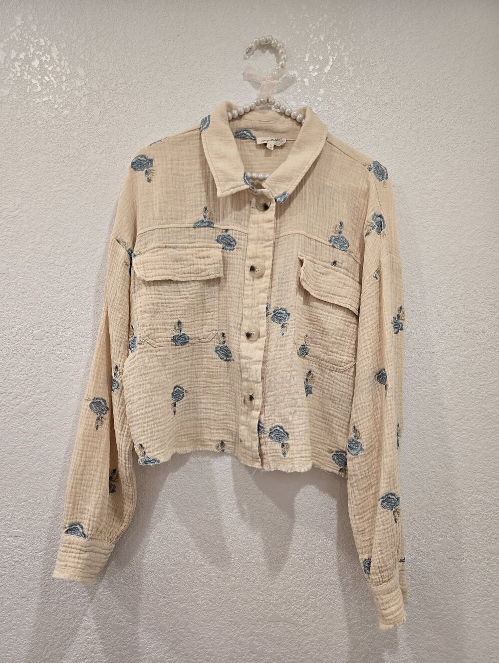 cotton double gauze cropped jacket Blue Embroidered Flowers Raw edge Hem M - Picture 2 of 6